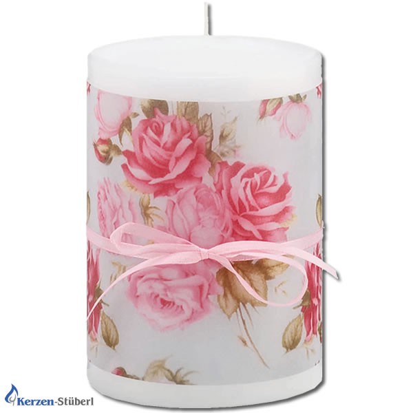 Trendkerze mit roten Rosenmotiv bedruckte Stumpenkerze Test